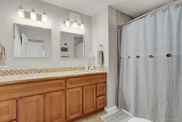 $599,900 | 7232 South Broadway, Centennial, CO 80122