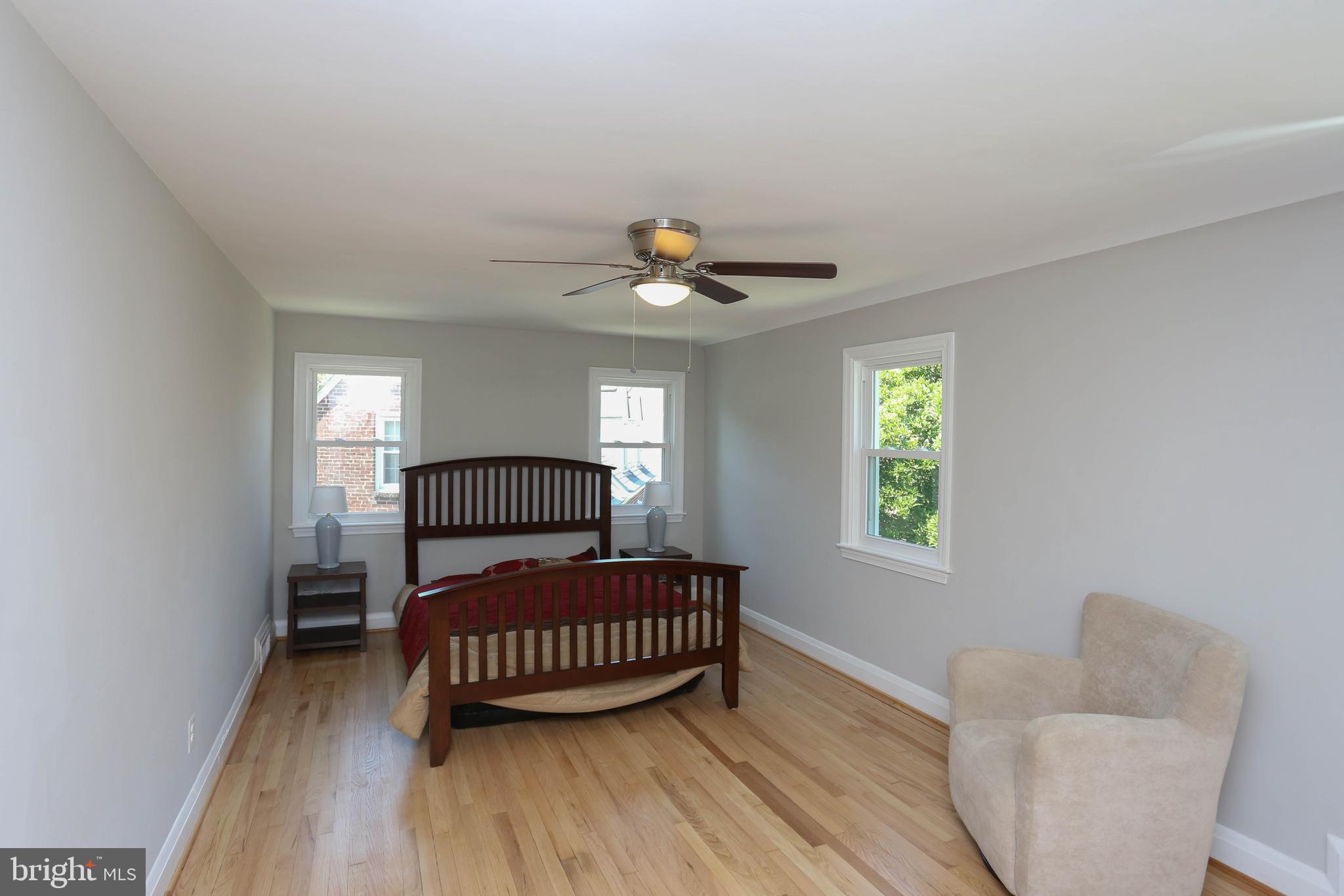 19 Tanglewood Road Baltimore, MD 21228 - Photo 2 of 28 Master Bedroom