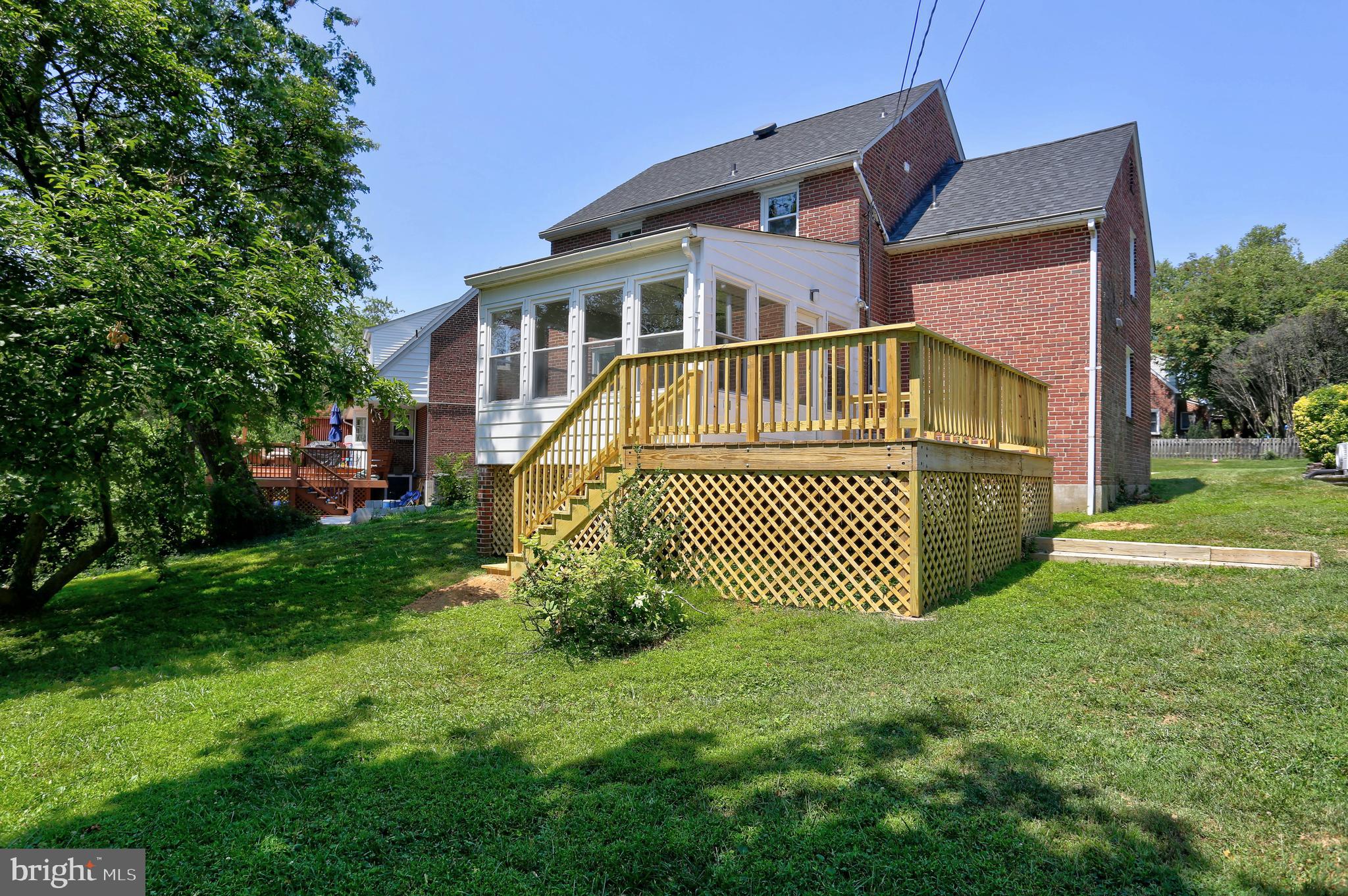 19 Tanglewood Road Baltimore, MD 21228 - Photo 6 of 28 Nice, shaded backyard