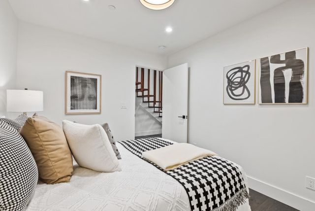 $3,002,500 | 141 Glen Aulin Lane, Burlingame, CA 94010