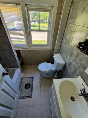 $169,900 | 2004 Vestal Road, Vestal, NY 13850