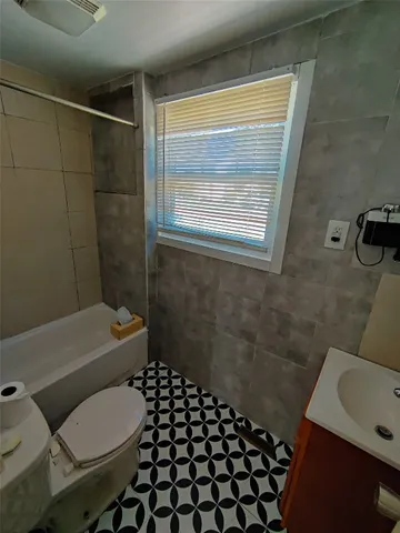 $169,900 | 2004 Vestal Road, Vestal, NY 13850