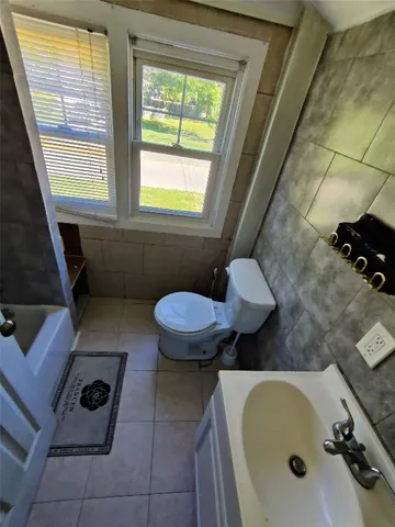 $169,900 | 2004 Vestal Road, Vestal, NY 13850