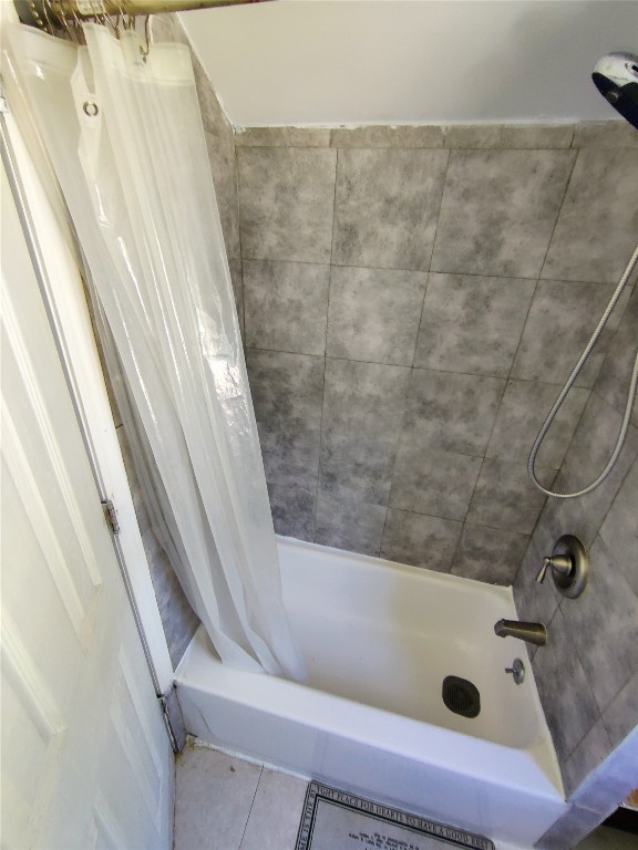 2004 Vestal Road Vestal, NY 13850 - Photo 15 of 19