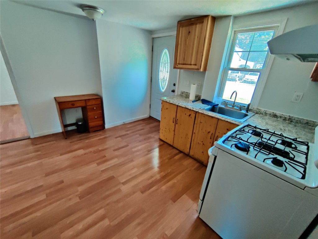 2004 Vestal Road Vestal, NY 13850 - Photo 3 of 19