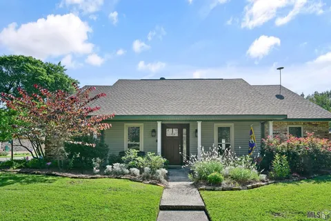 $425,000 | 9979 Hackberry Drive, Baton Rouge, LA 70809