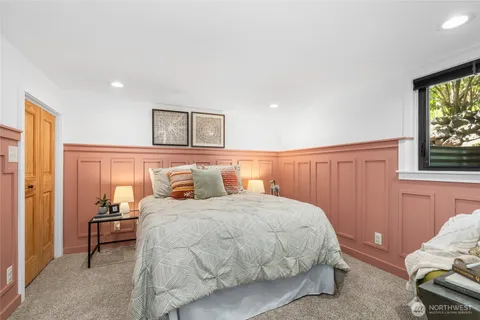 $999,950 | 8205 19th Avenue Northeast, Seattle, WA 98115