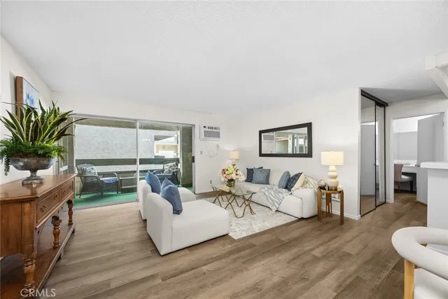 $519,000 | 360 South Euclid Avenue, Unit 219, Pasadena, CA 91101