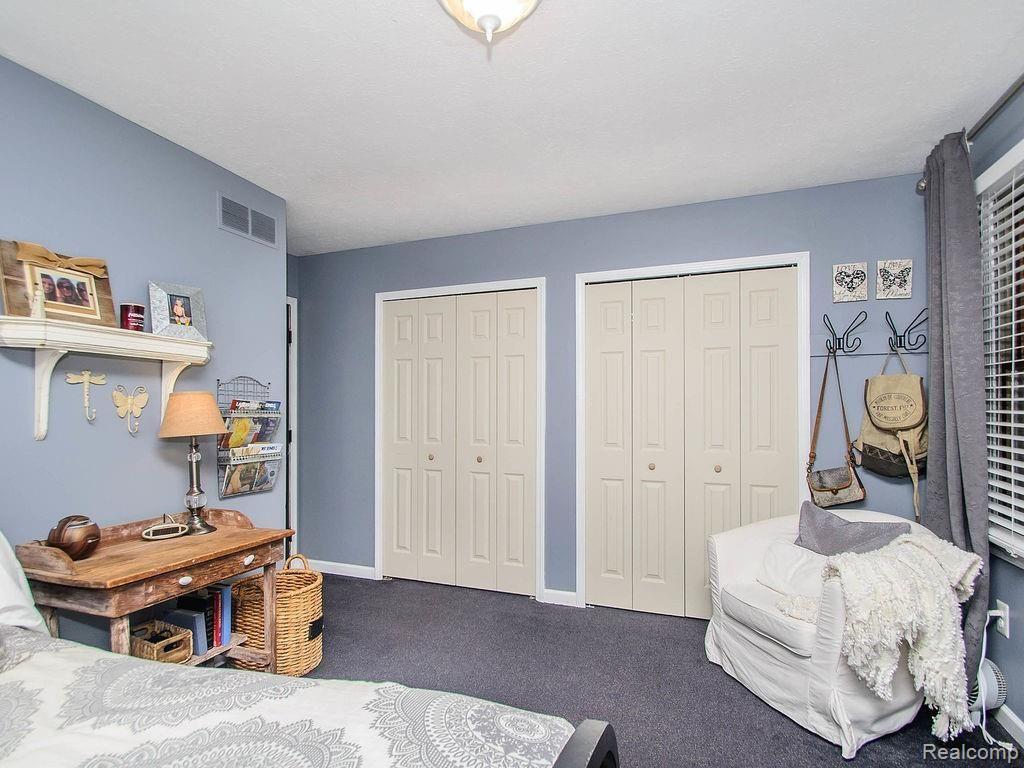 42856 Willis Road Belleville, MI 48111 - Photo 46 of 53 045_23.jpg