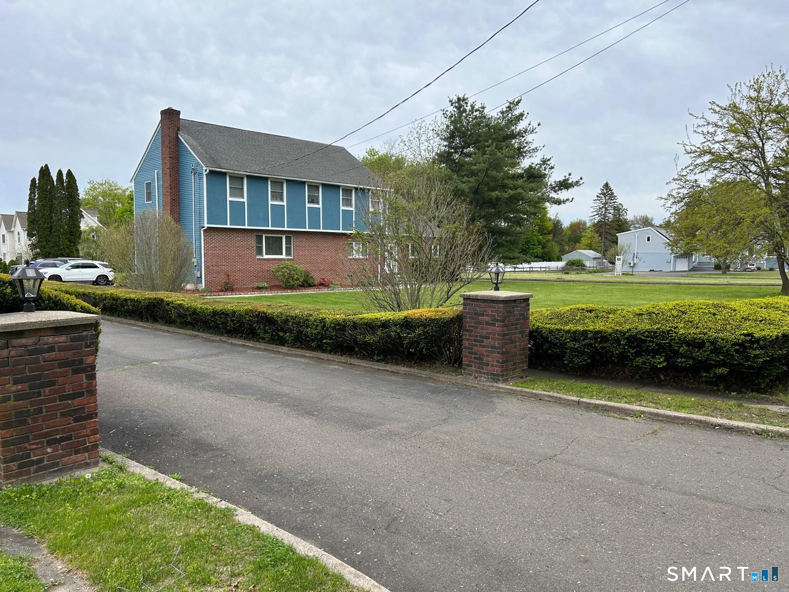 890 Daniels Farm Road Trumbull, CT 06611 - Photo 6 of 6