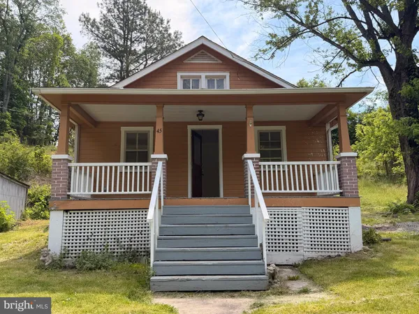 $109,000 | 45 Pansy Lane, Paw Paw, WV 25434