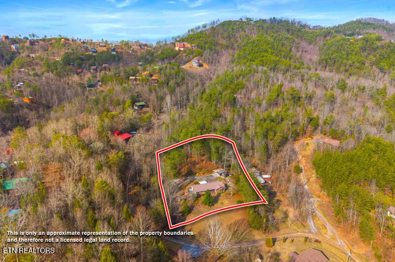 1652 Arron Way Sevierville, TN 37876 - Photo 5 of 48