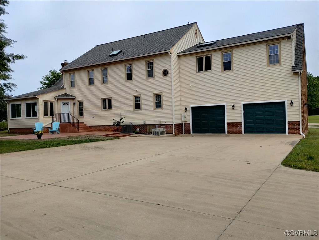 3249 Maidens Road Powhatan, VA 23139 - Photo 5 of 45 View of front of home featuring driveway, an attac