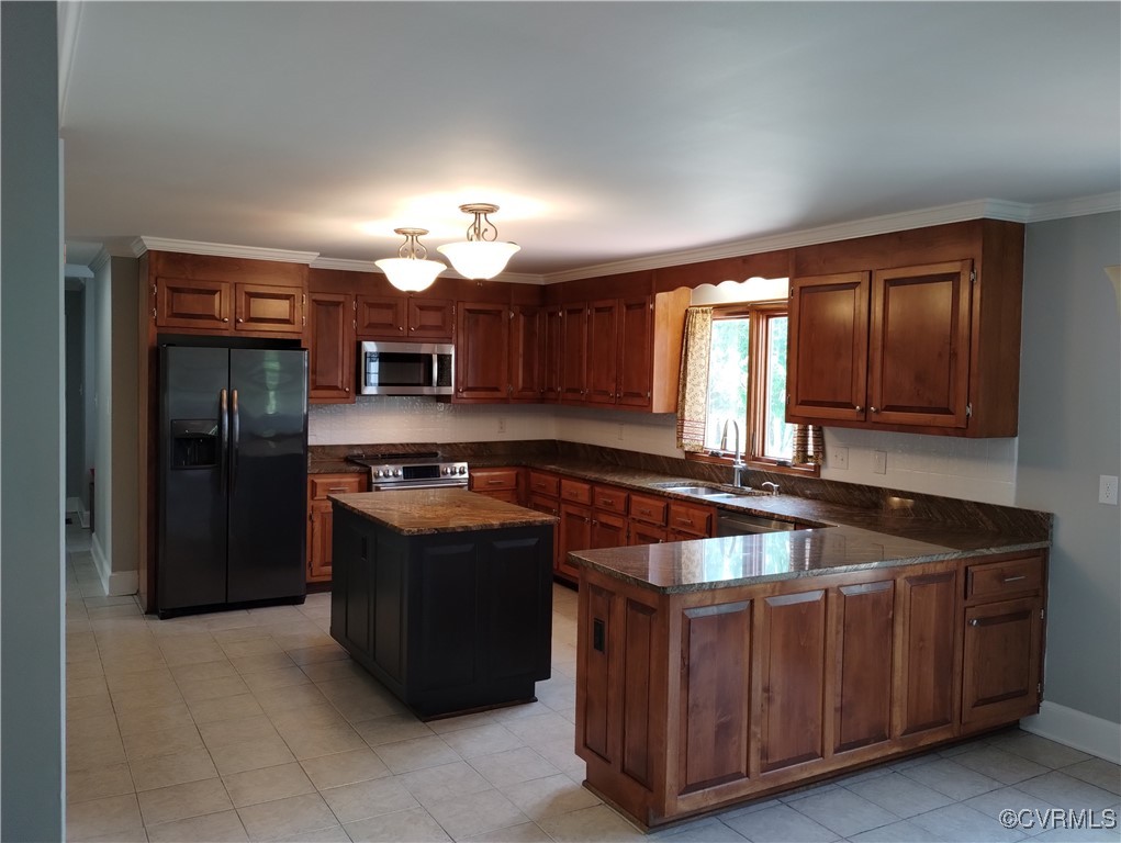 3249 Maidens Road Powhatan, VA 23139 - Photo 10 of 45 Kitchen featuring appliances with stainless steel