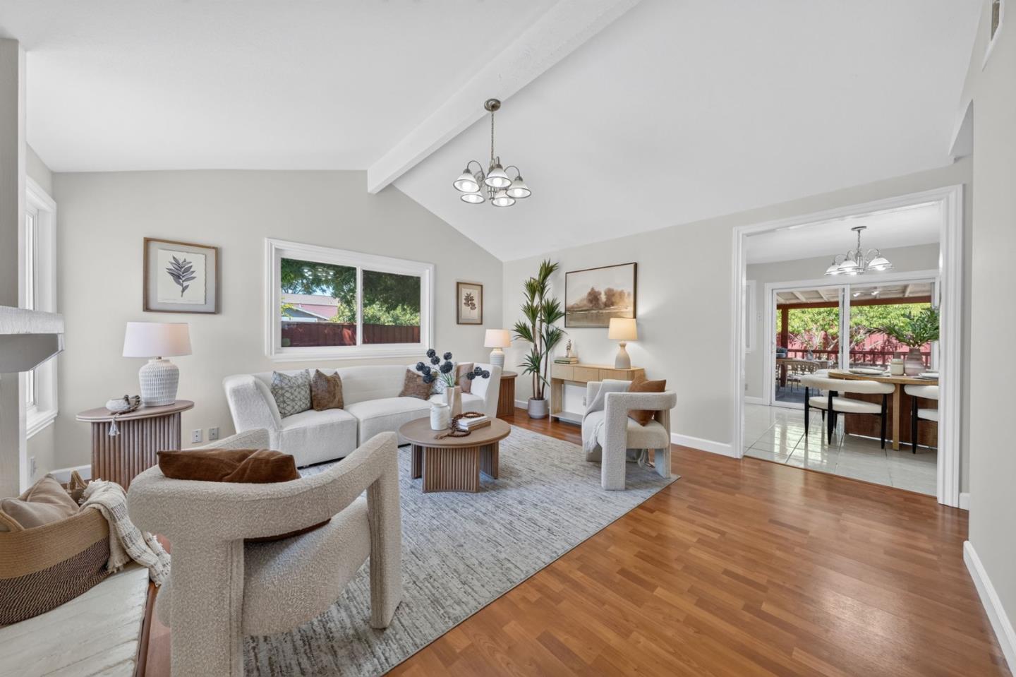 2422 Ridgeglen Way San Jose, CA 95133 - Photo 4 of 53 Gallery Image 4