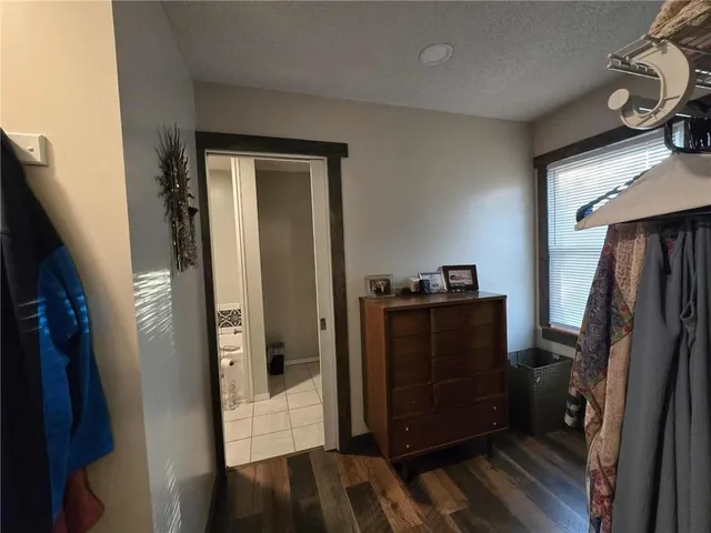 $389,500 | 703 Northeast 102P Road, Clinton, MO 64735