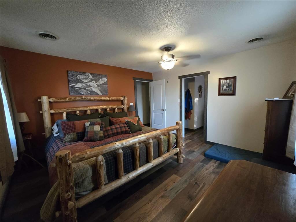 703 Northeast 102P Road Clinton, MO 64735 - Photo 17 of 41