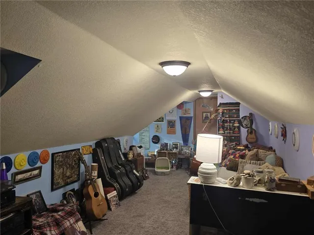 $389,500 | 703 Northeast 102P Road, Clinton, MO 64735