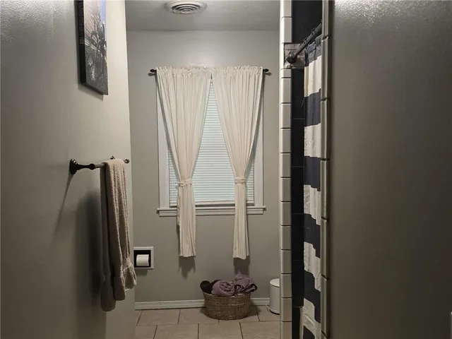 $389,500 | 703 Northeast 102P Road, Clinton, MO 64735