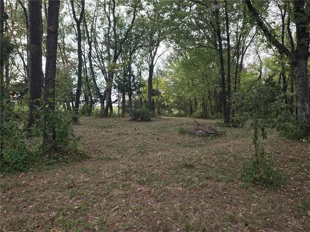 $389,500 | 703 Northeast 102P Road, Clinton, MO 64735