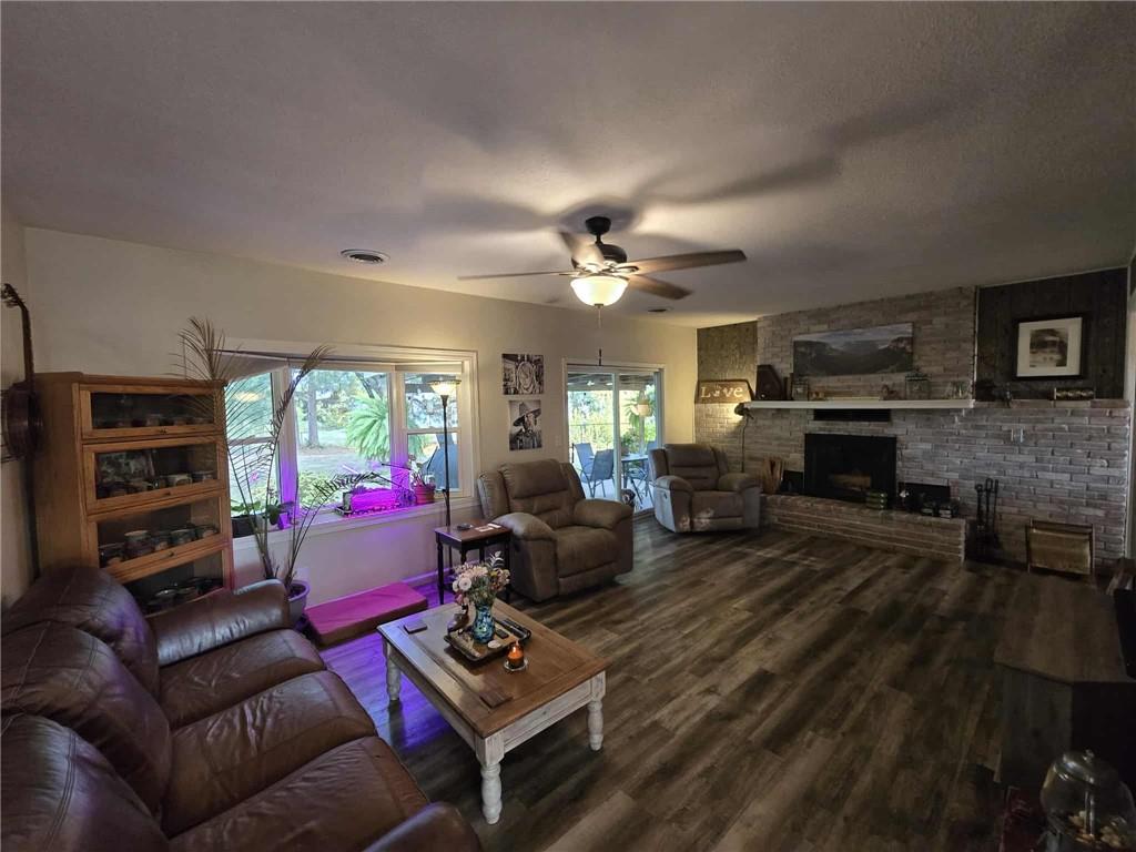 703 Northeast 102P Road Clinton, MO 64735 - Photo 6 of 41