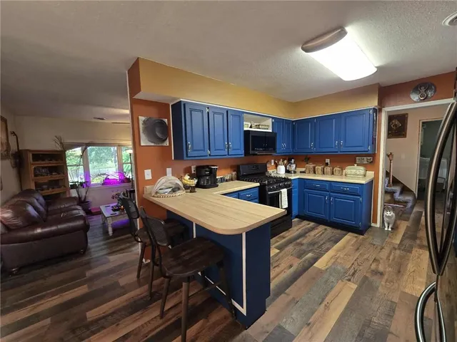 $389,500 | 703 Northeast 102P Road, Clinton, MO 64735