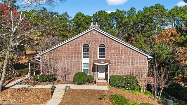 $310,000 | 9265 US 15-501 Highway, Pinehurst, NC 28374