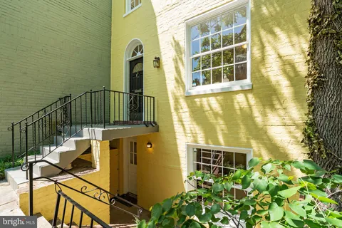 $1,575,000 | 3315 Dent Place Northwest, Washington, DC 20007