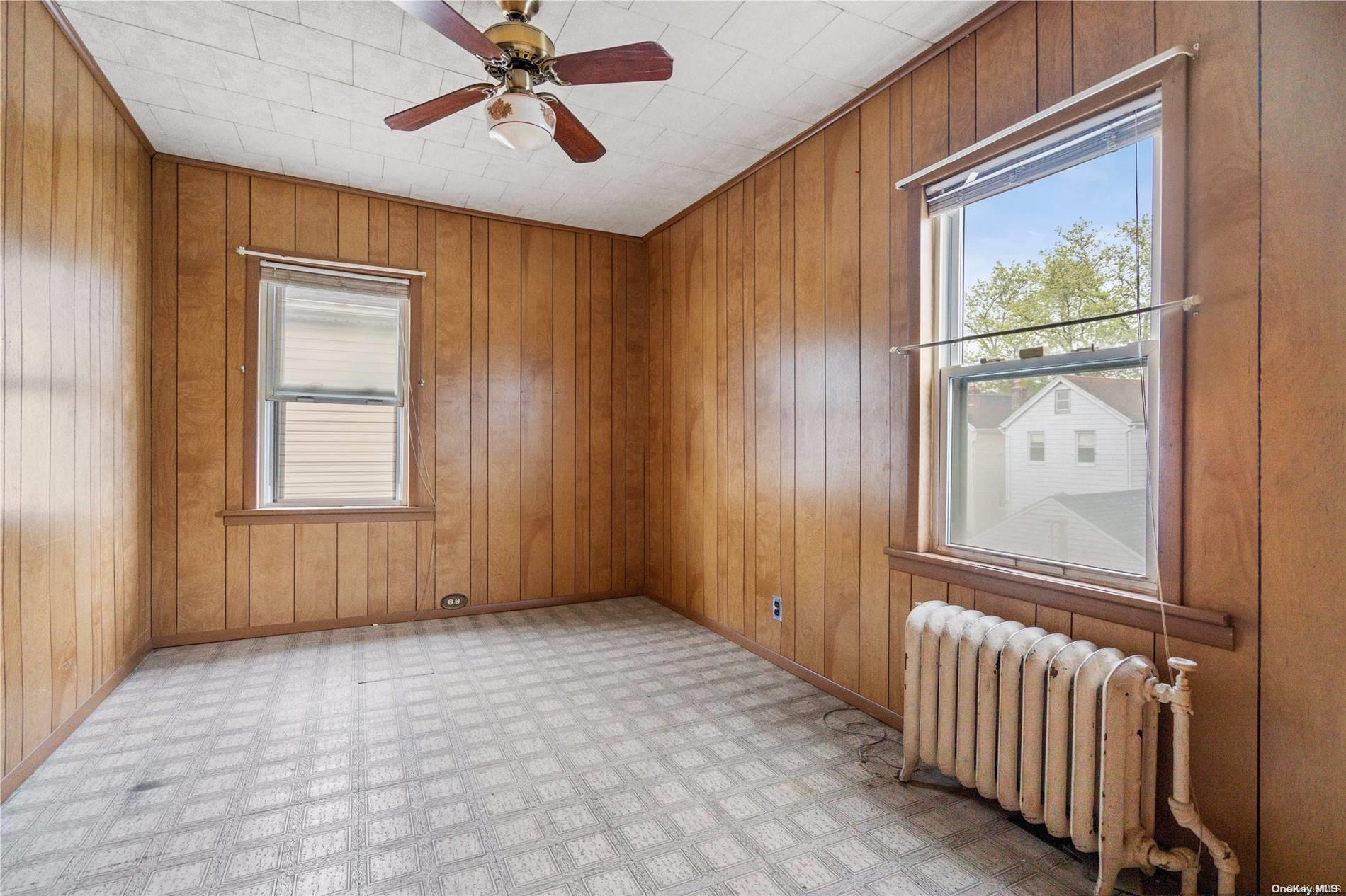 91-32 79th Street Queens, NY 11421 - Photo 14 of 19