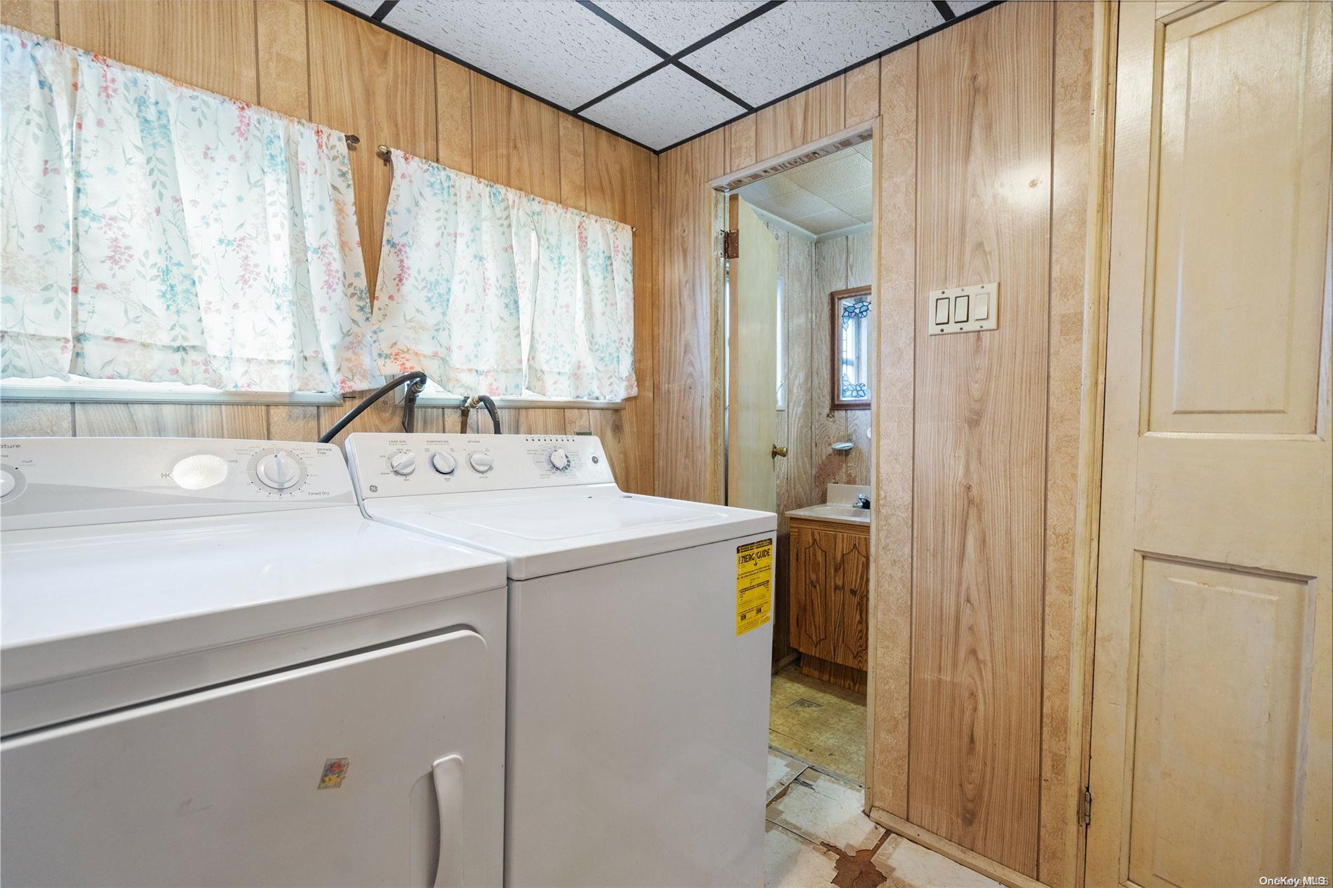 91-32 79th Street Queens, NY 11421 - Photo 10 of 19