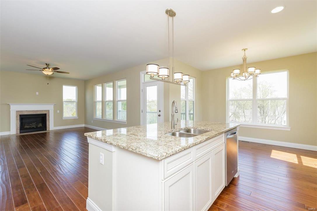 5905 Hawkins Ridge Court St. Louis, MO 63129 - Photo 11 of 42 Gallery Image 11