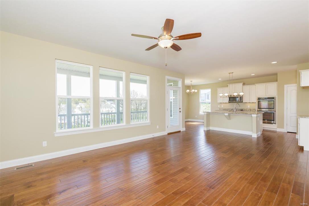 5905 Hawkins Ridge Court St. Louis, MO 63129 - Photo 8 of 42 Gallery Image 8