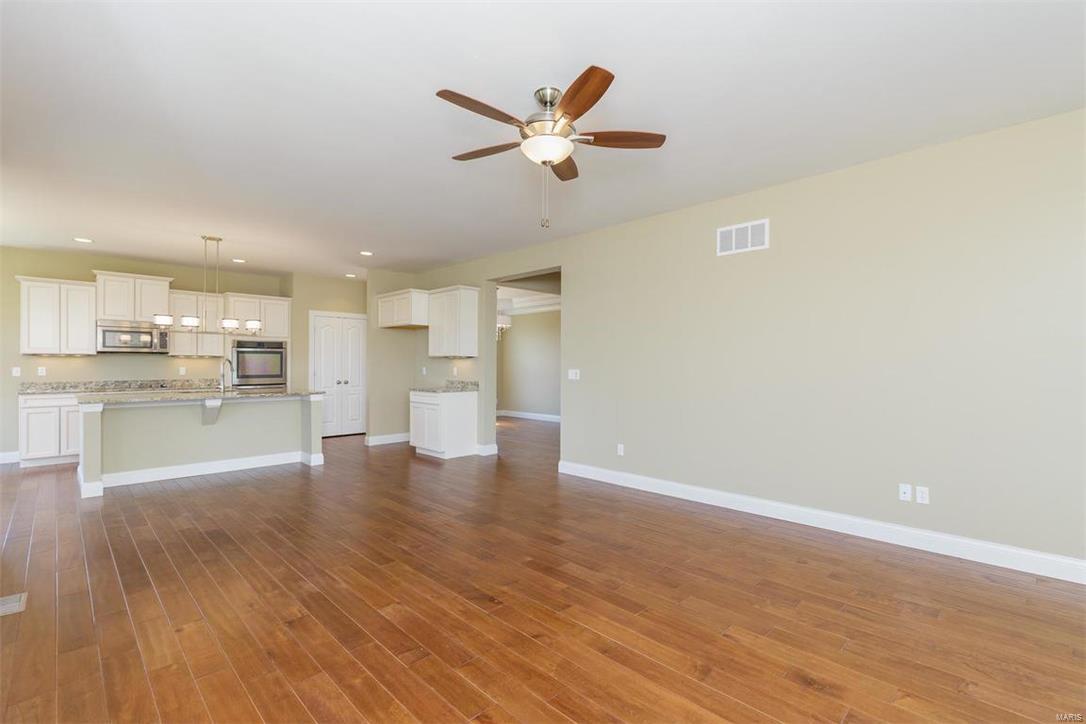 5905 Hawkins Ridge Court St. Louis, MO 63129 - Photo 9 of 42 Gallery Image 9