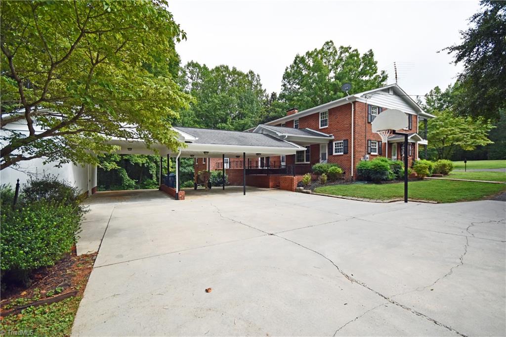 155 Tutterow Road Mocksville, NC 27028 - Photo 4 of 30 Gallery Image 4
