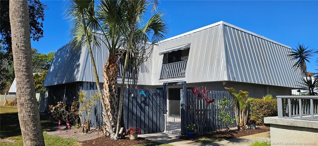 3828 Jefferson Street Stuart, FL 34997 - Photo 16 of 19 a front view of a house
