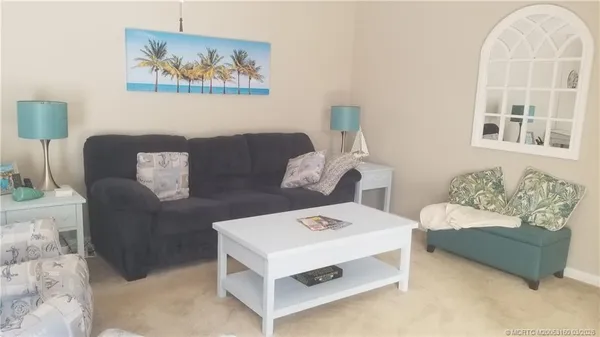 $2,000 | 3828 Jefferson Street, Stuart, FL 34997