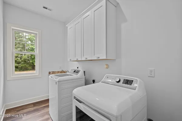 $1,998,995 | 314 East Rolling Meadows Road, Hampstead, NC 28443