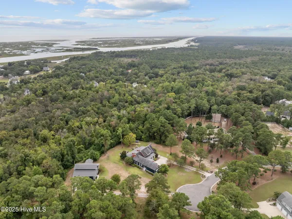 $1,998,995 | 314 East Rolling Meadows Road, Hampstead, NC 28443
