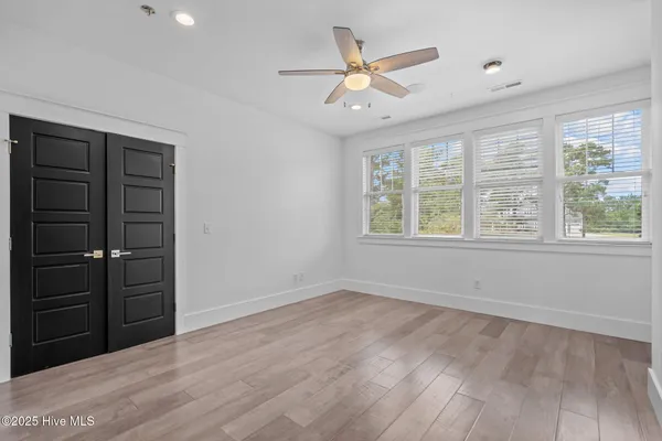 $1,998,995 | 314 East Rolling Meadows Road, Hampstead, NC 28443