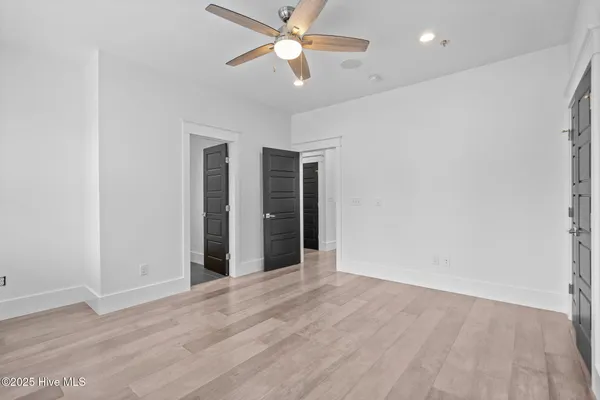 $1,998,995 | 314 East Rolling Meadows Road, Hampstead, NC 28443