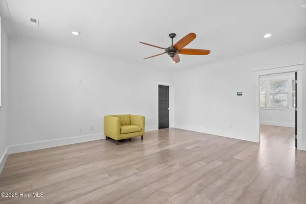 $1,998,995 | 314 East Rolling Meadows Road, Hampstead, NC 28443