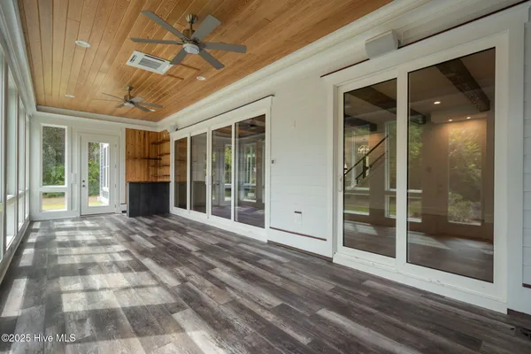 $1,998,995 | 314 East Rolling Meadows Road, Hampstead, NC 28443