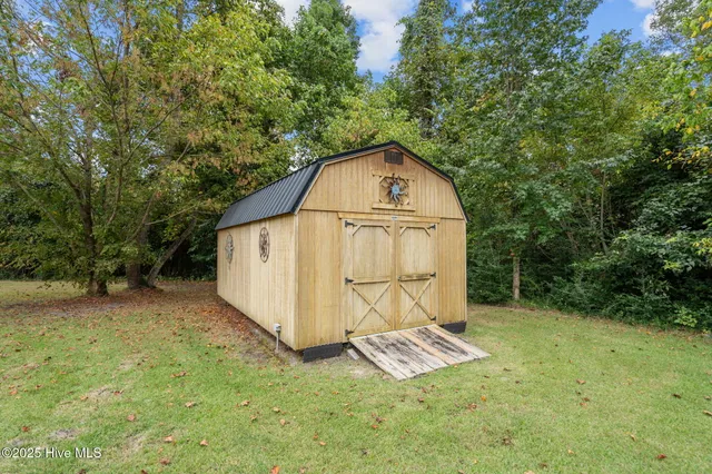 $2,100,000 | 314 East Rolling Meadows Road, Hampstead, NC 28443