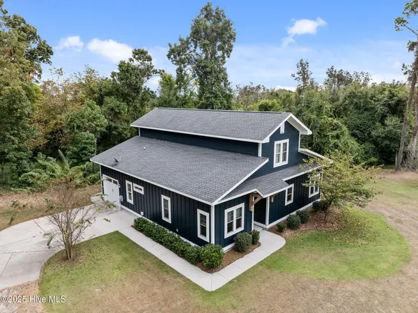 $1,998,995 | 314 East Rolling Meadows Road, Hampstead, NC 28443