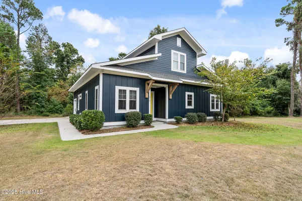 $1,998,995 | 314 East Rolling Meadows Road, Hampstead, NC 28443