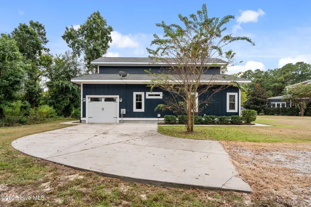 $2,100,000 | 314 East Rolling Meadows Road, Hampstead, NC 28443