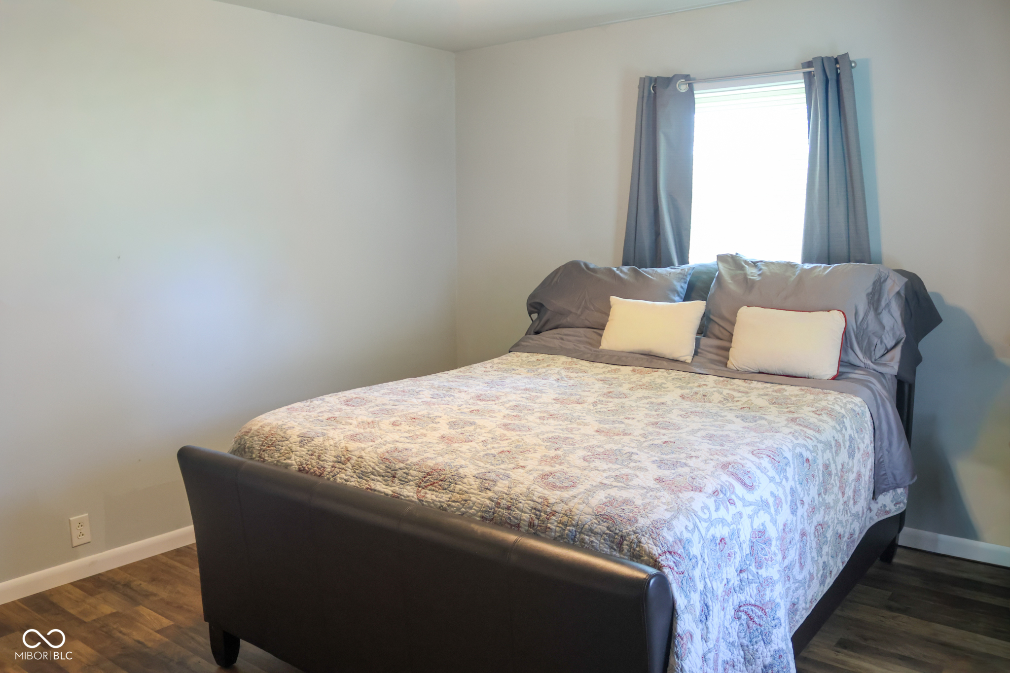 704 Della Road Columbus, IN 47203 - Photo 15 of 32 Gallery Image 15