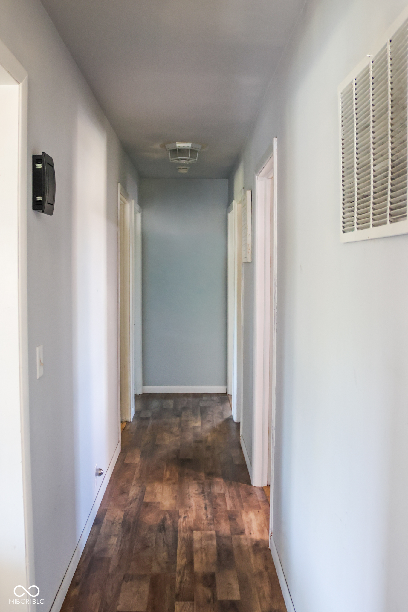 704 Della Road Columbus, IN 47203 - Photo 17 of 32 Gallery Image 17