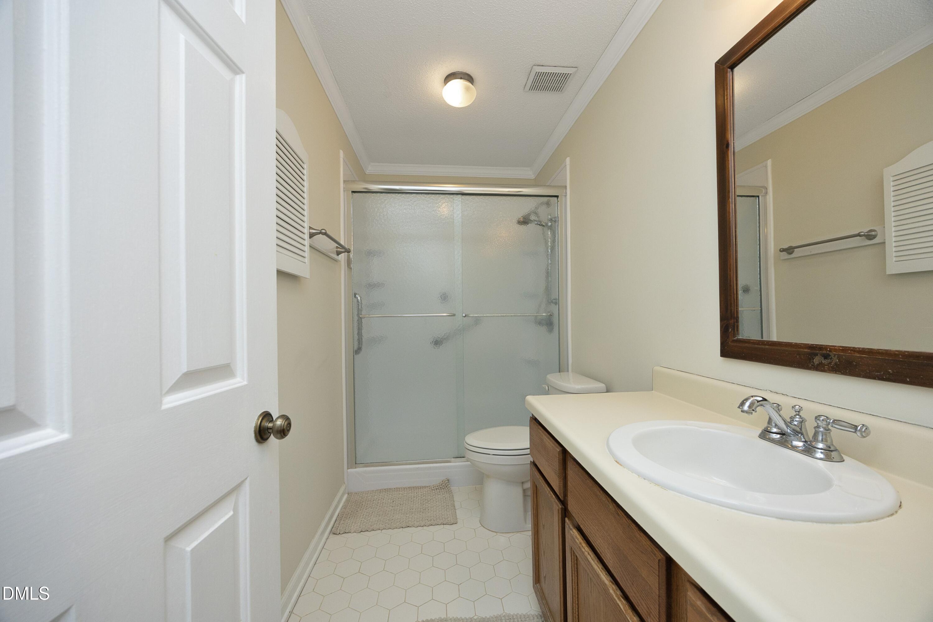 1507 Nature Court Raleigh, NC 27609 - Photo 13 of 30 22PrimaryBath