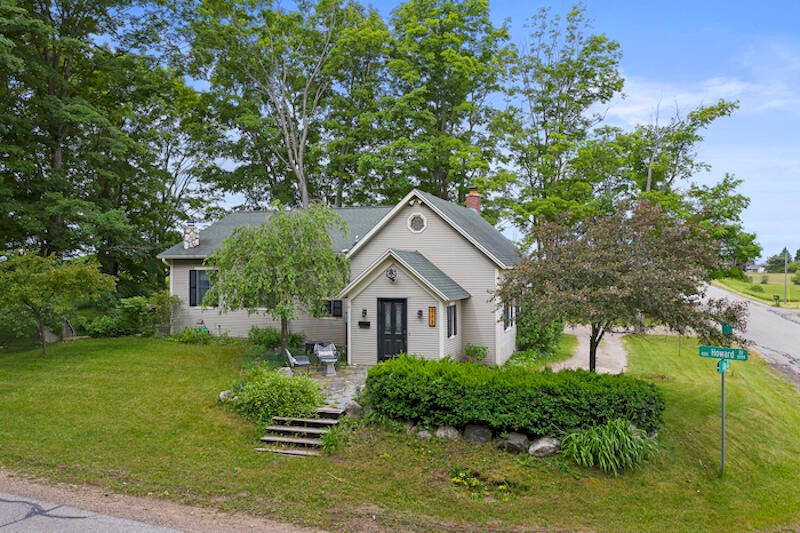 717 Greg Road Petoskey, MI 49770 - Photo 24 of 29 Gallery Image 24